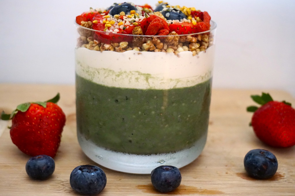 DSC02822 1024x683 - Spirulina Chia Pudding & Cashew Yogurt Parfait (Vegan & Gluten-Free)