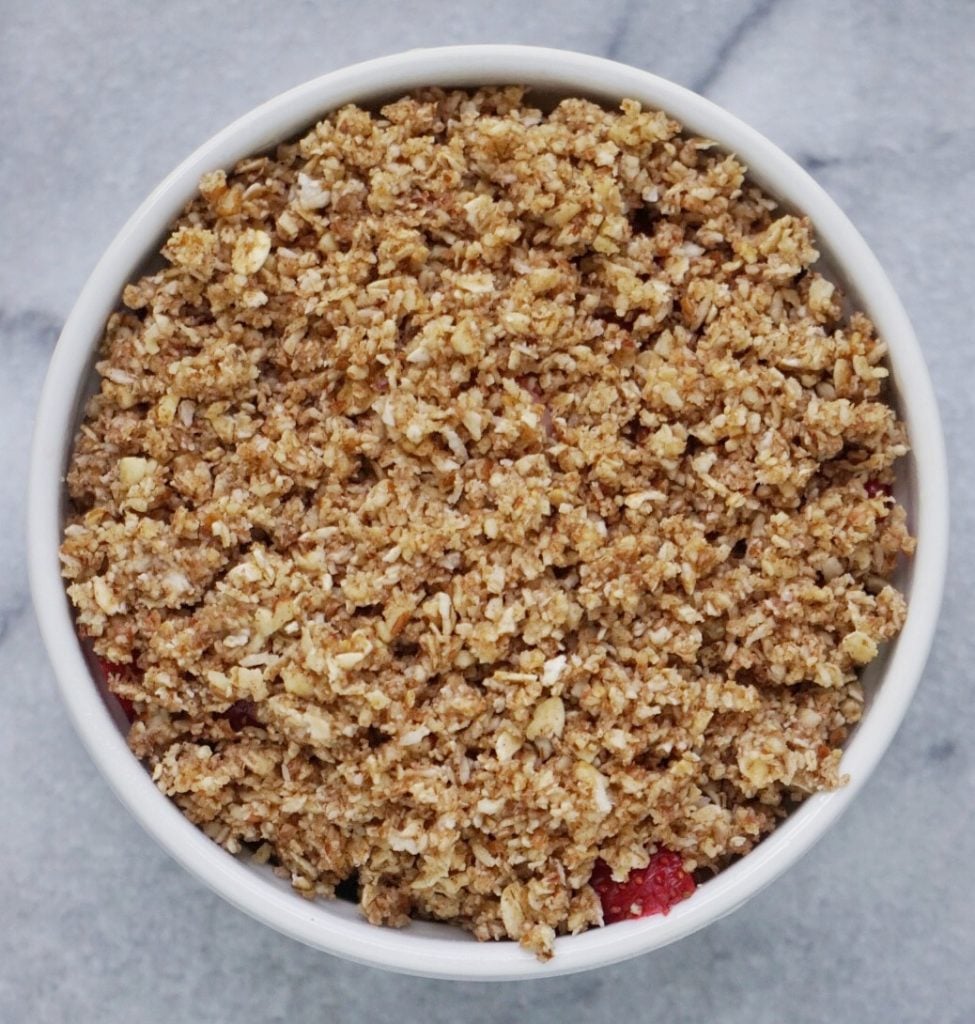 Strawberry Pecan Crumble by Leahs Plate7 975x1024 - Strawberry Pecan Crumble (Vegan & Gluten Free)