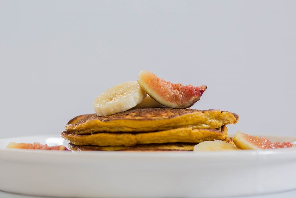 Flourless Paleo Pumpkin Pancakes by Leahs Plate6 1024x683 - Paleo Pumpkin Pancakes