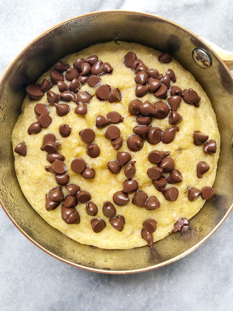 Chocolate Chip Banana Bread Skillet Cake2 768x1024 - Mini Chocolate Chip Banana Bread Skillet Cake (Paleo)