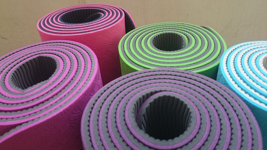 Yoga mats Leahs Plate 1024x576 - Sunday Things... 9.20.15