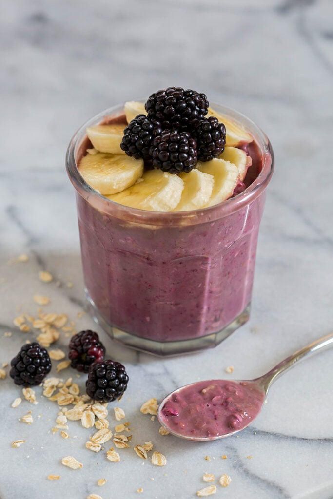 Vegan Blackberry Banana Overnight Oats