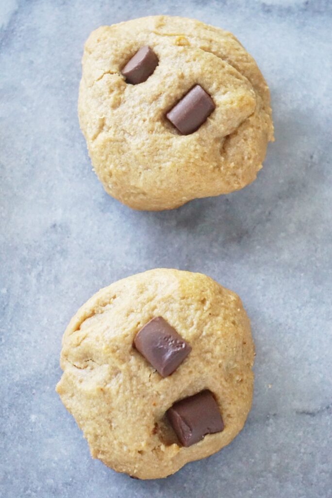 Paleo Chocolate Chunk Cashew Butter Cookies